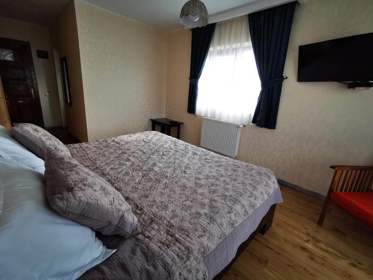 Pensiunea Tabacaru Пештера Экстерьер фото